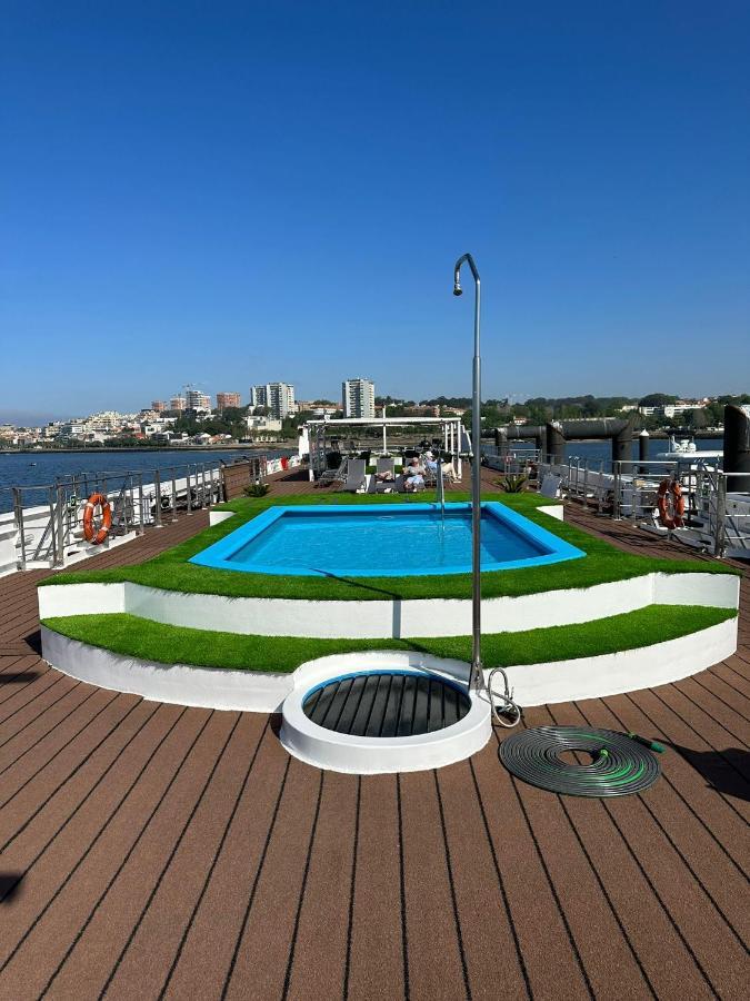 Готель Douro Cruiser Віла-Нова-де-Гая Екстер'єр фото